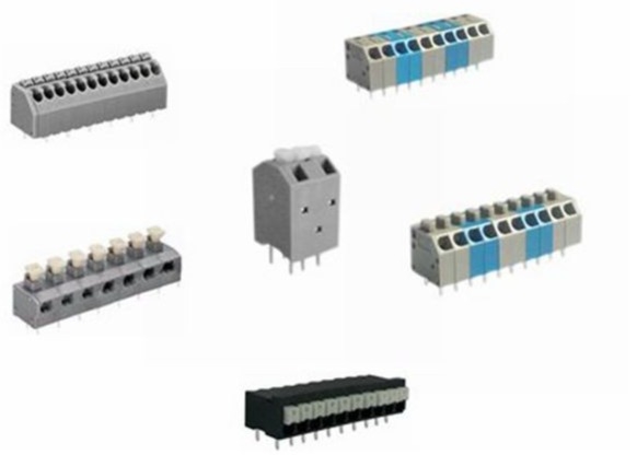 2P-28P는 3.50 밀리미터에게 300v 춘파형 단자 블록 45 급 와이어 주입구를 던집니다
